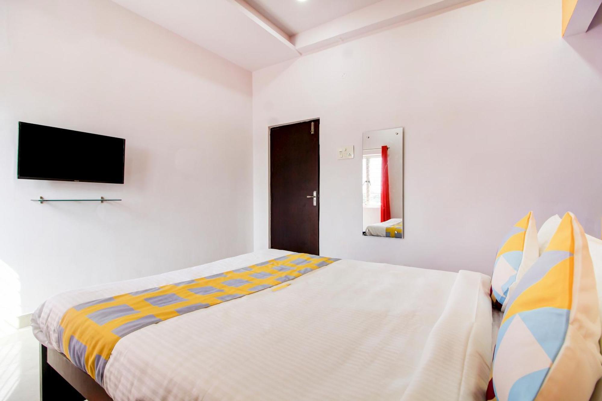 Hotel O Home Comfortable Stays, Near Aasam Gadh Current Office Sururnagar Екстер'єр фото
