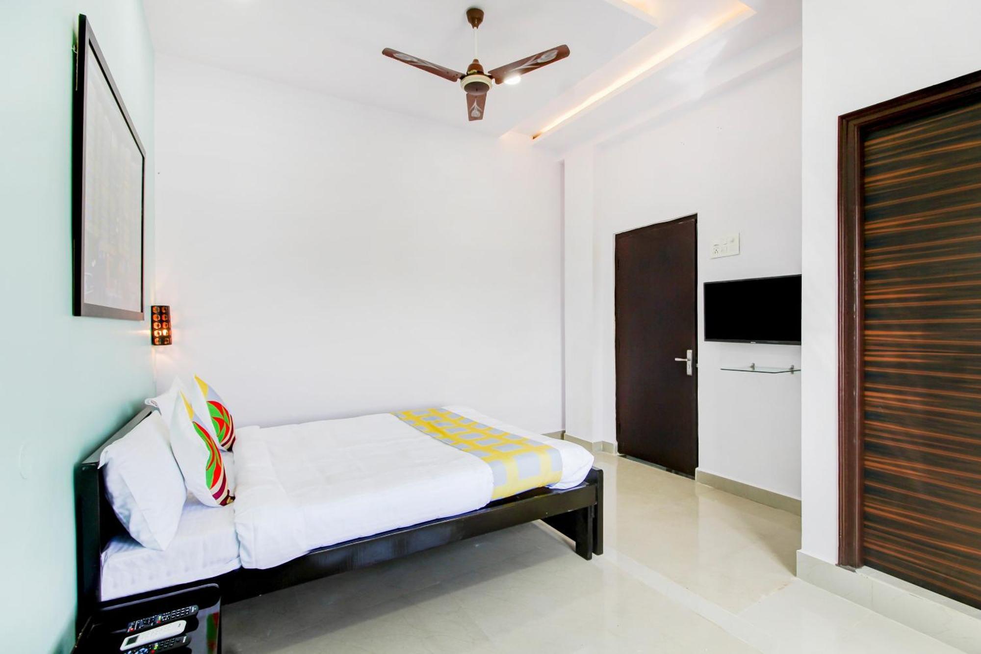 Hotel O Home Comfortable Stays, Near Aasam Gadh Current Office Sururnagar Екстер'єр фото